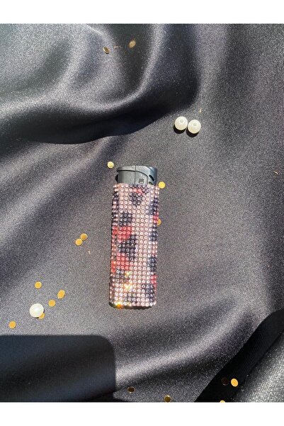 Zey Desing KIRMIZI LEOPAR DESENLİ TAŞLI ÇAKMAKLAR (DOLUMU YAPILABİLMEKTE RÜZGARA KARŞI DAYANIKLI )