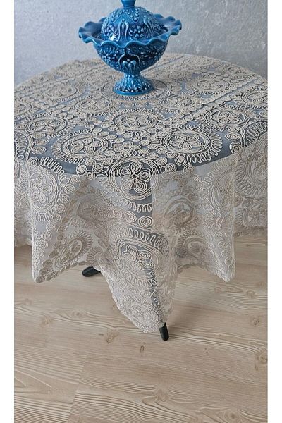 ZESA HOME Тюлена покривка за маса Fiskos с дантела - Зестра