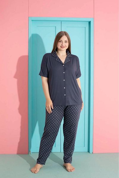 Pijamoni قماش ميلان مقاس كبير - طقم بيجامة نسائي بياقة قميص وأكمام قصيرة