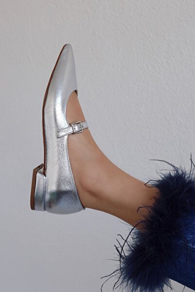 POLKA STORE Stylish Pointed Toe - Short Block Women's Shoes with Closed Back Helmet