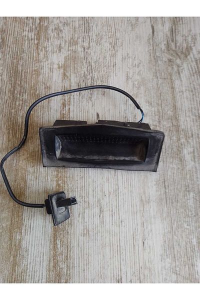 Opel Astra H Luggage Opening and Handle Button
