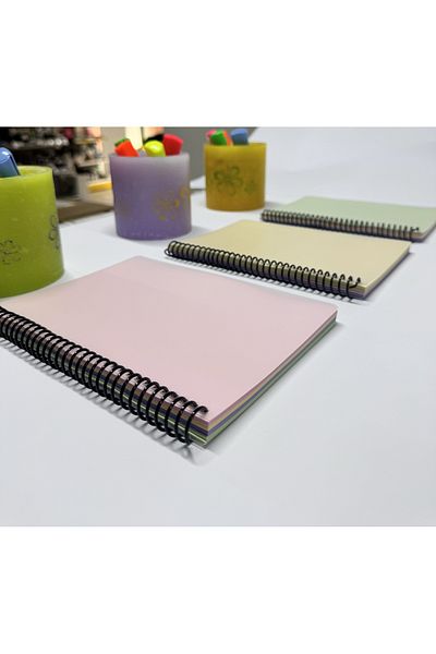 kafanot Set de 3 caiete cu pagini colorate 80 de coli A5 (dimensiune medie) - mixte (liniate-fără linii-cu carouri