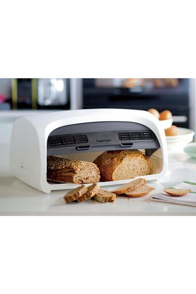 Tupperware Bread World Bread Bowl with Lid
