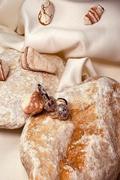 MOONİ ACCESSORİES Çelik Küpe Limited Edition Taşlı Halka Top Tasarım Silver Kadın