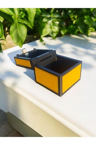 MINECRAFT Table Top Decorative Chest Box