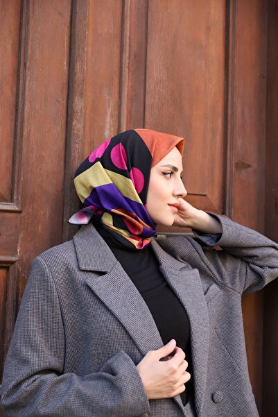 KUQOS Dokulu Etnik Eşarp Fuşya Siyah