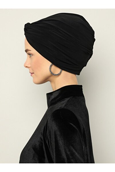 Mervin Şal Black to Delicate Fabric |   Shoe Model: Streetball Ii Men |   Gx9688