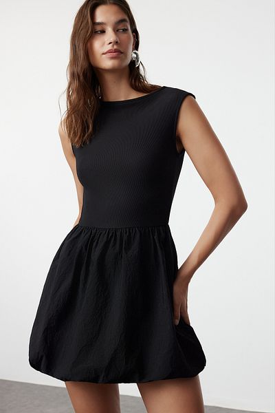 Trendyol Collection Μίνι Αλεξίπτωτο Φόρεμα Μαύρη Μπαλόνι Φούστα - TWOSS24EL01134