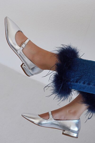 POLKA STORE Stylish Pointed Toe - Short Block Women's Shoes with Closed Back Helmet