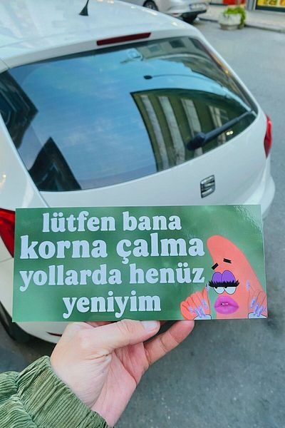 Namgo Patrick Car Magnet - Play Horn Slay