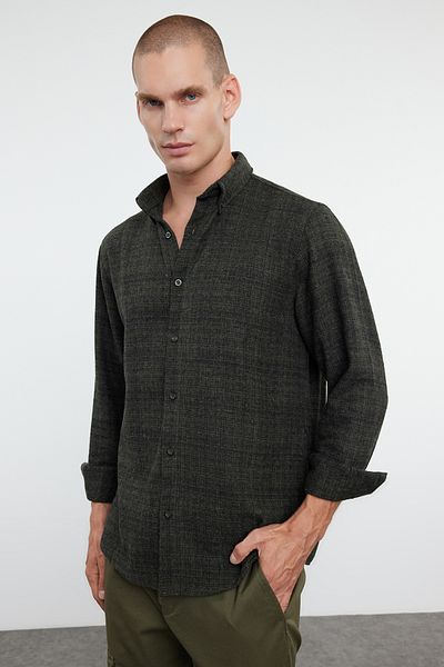 Trendyol Collection Teksturowana koszula flanelowa khaki – regularny krój, zimowa TMNAW25GO00004