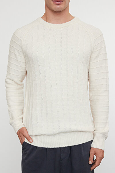 Trendyol Collection Ecru Regular Crew Neck Textured Sweater
