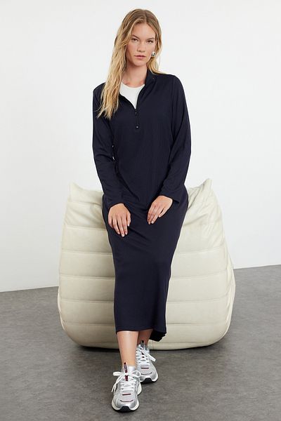 Trendyol Modest Πλεκτό φόρεμα με φερμουάρ σε μπλε ναυτικό γιακά TCTSS24EB00219