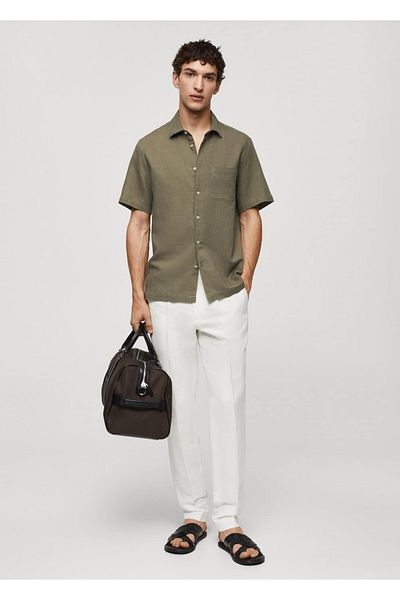 MANGO Man Regular Cut Leinenhemd mit Taschen