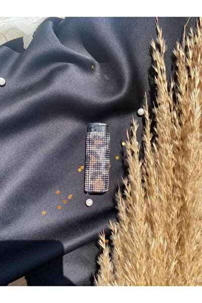 Zey Desing KAHVE LEOPAR DESENLİ TAŞLI ÇAKMAK ( DOLUMU YAPILABİLMEKTE RÜZGARA KARŞI DAYANIKLI)