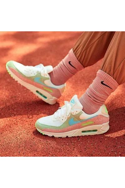 New nike gold shoes shop