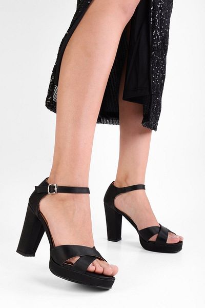 SOLMAZ Black Satin Platform - Gislellle Shoes