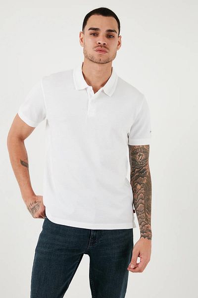 Levi's Men's White Polo Collar T-Shirt - 100% Cotton, Regular Fit A9451-0000