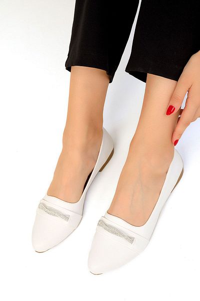SOHO 19413 Model White Women's Ballerinas