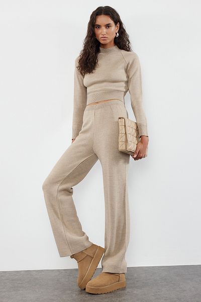 Trendyol Collection Mink Crop Basic Knitwear Bottom-Top Set TWOAW24AU00024