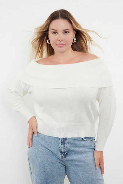 Trendyol Curve Carmen Collar Knitwear Sweater - Ecru TBBAW25AN00010