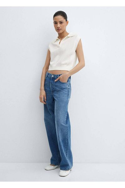 MANGO Woman Durchbrochen gestrickte Bluse mit Polokragen