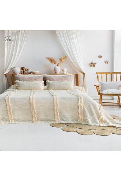NDC HOME Double Cream Knitted Bedspread - Lacy and Tassel (220 x 240)