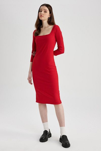 DeFacto Bodycon Square Collar Ribbed Camisole Midi Half Sleeve Dress Z5267az23sp