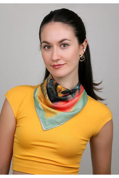 Dogo Eșarfă multicoloră cu design Pop Cat