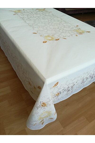 EFEMHOME EV TEKSTİL Kumaş Görünümlü Dantelli Pvc Muşamba Masa Örtüsü 140cm X1...