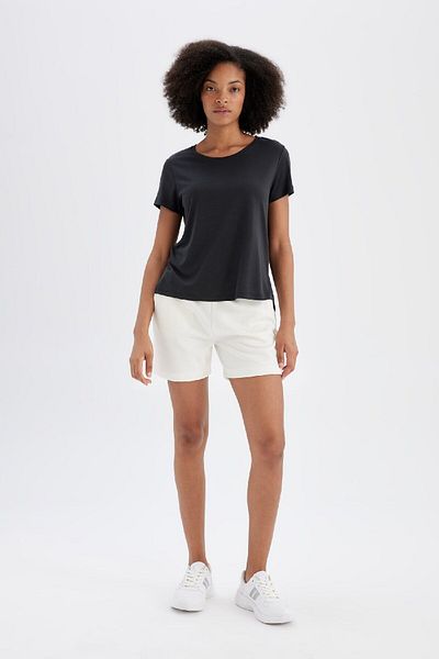 DeFacto DeFactoFit - Modal-T-Shirt mit Rundhalsausschnitt und kurzen Ärmeln C0193AX24SM