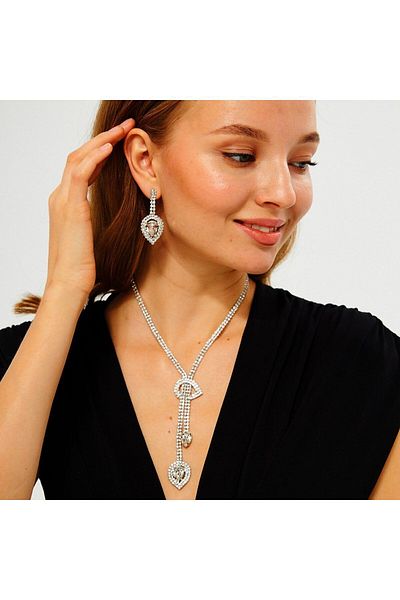 Flaner Paris Aksesuar Drop stone necklace and earrings set