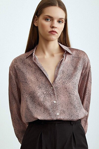 MissThetis V Gömlek Yaka Puantiye Desenli Uzun Kollu Rahat Kalıp Şık ve Cool ...