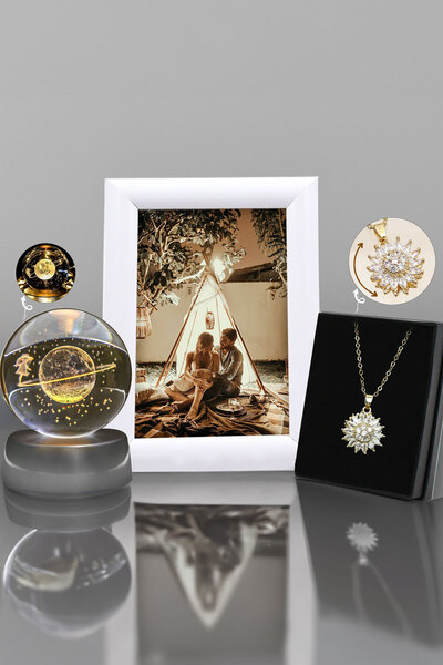 Trendmiya Beyaz Çerçeve & Dönen Uçlu Gold Renk Çiçek Kolye & Satürn Kız Işıkl...