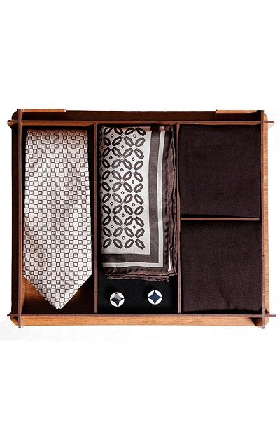 1001 Kravat Men's Gift Set with Silk Tie Silk Handkerchief Metal Cufflinks Bamboo Socks