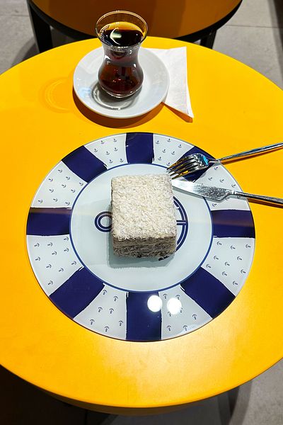 Decorita Blue Concept - Glass Plate, Breakfast and Cake Plate - Diameter 25cm