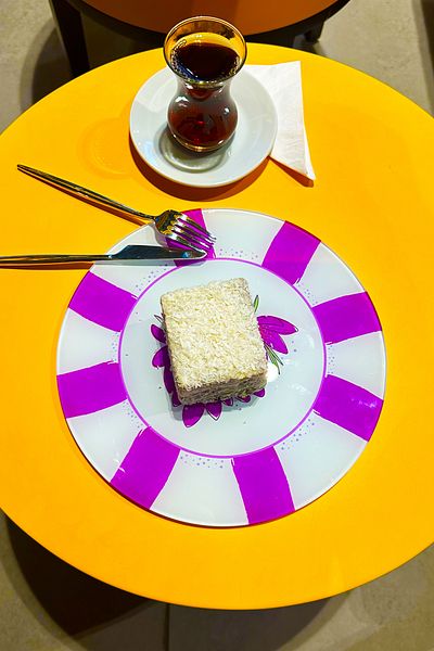 Decorita Pink Concept Glass Plate - Breakfast and Cake Plate - Diameter 25cm