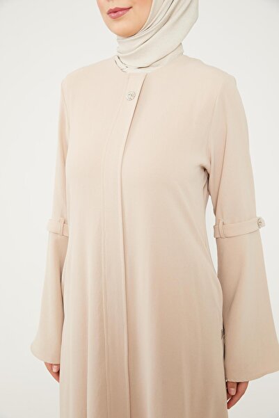 Levidor Beige Ferace - Wide Arm Detail