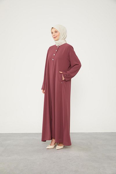 Levidor Rose Stone Button Crew Neck Ferace