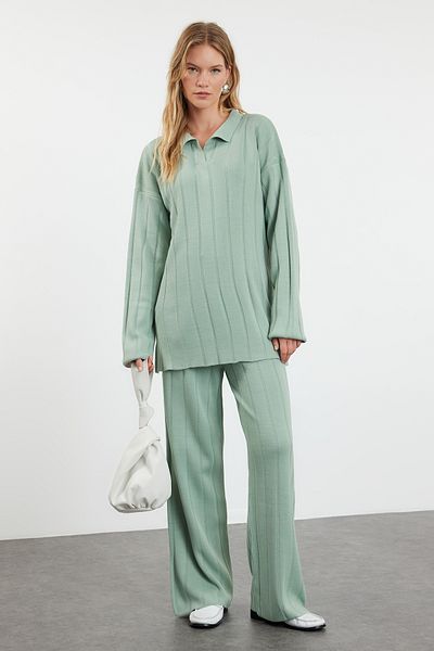 Trendyol Modest طقم تريكو بياقة بولو بلون النعناع - طقم محبوك من الأسفل إلى الأعلى TCTAW25US00056