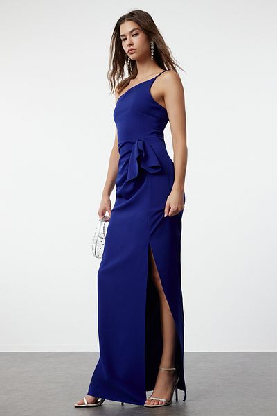 Trendyol Collection Saks Detailní tkané dlouhé stylové večerní šaty Noční šaty TPRSS20AE0274