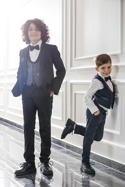 Nexactive 5-Piece Bow Tie Suit for Children and Teens - Graduation, Prom, Holiday and Wedding Groom Suit Nx-