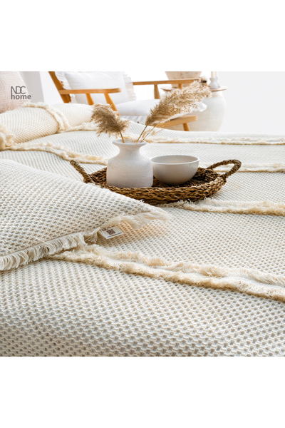 NDC HOME Krem Örgü Dantelli Ve Püsküllü Çift Kişilik Yatak Örtüsü (220 x 240)