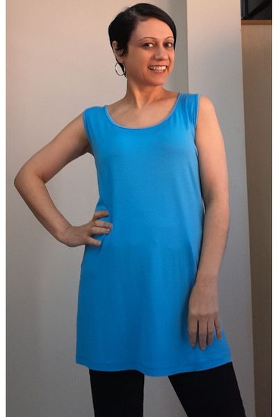 Mertcan Butik Tricou albastru din vascoza din bumbac pieptanat cu curea groasa