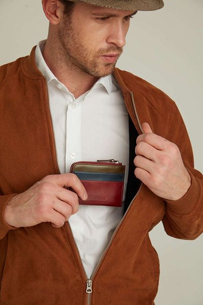 HELMBROOK Seward Men's - Claret Red Leather Card Holder, Multi-Color Design, Zippered and Rfid Protected