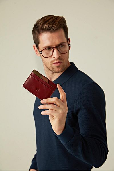 HELMBROOK Elton Men's Burgundy Leather Slim Design - Multi-Compartment RFID Protected Card Holder