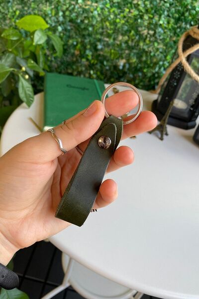 Modica ميسا - سلسلة مفاتيح من الجلد الطبيعي باللون الأخضر، تصميم قابل للفتح
