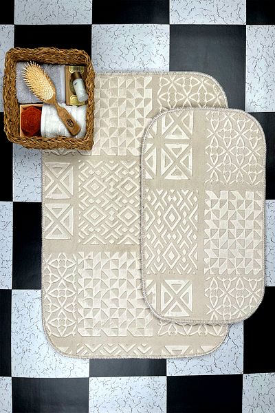 Rmz Home Decor Set de 2 covorașe de baie Sarar Plus Relief Bej cu model în relief cu bază anti-alunecare (60x80 / 40x60)