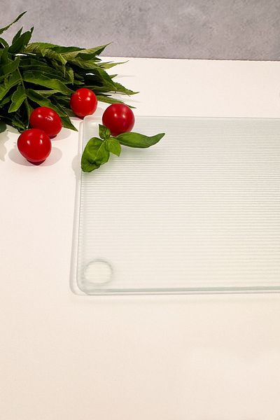 Decorita 20cm x 30cm Efes Glass Cutting Board - Glass Cutting Table
