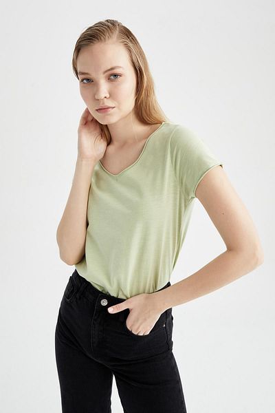 DeFacto Tričko Regular Fit s výstřihem do V, krátkým rukávem, 100% bavlna – K1507az22sm